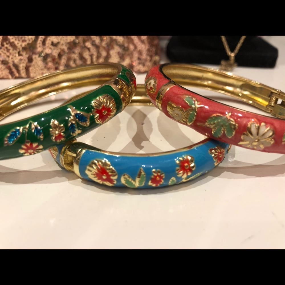 Multi color gold bangles